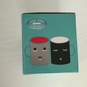 NWT Color changing coffee mug